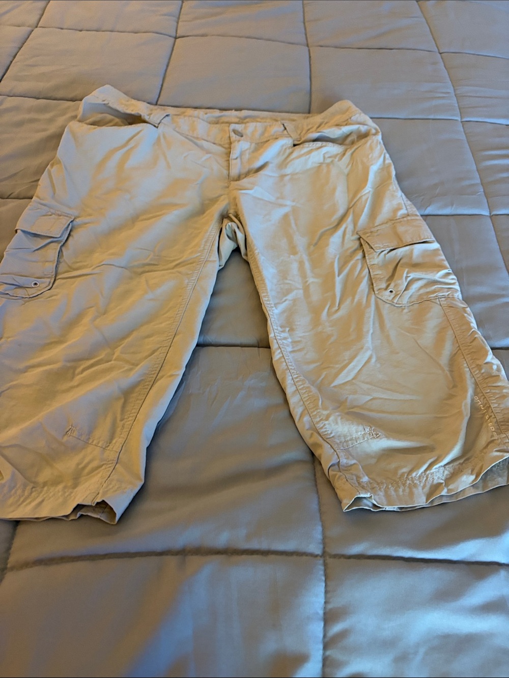 Light Khaki Cargo Women’s Shorts-Columbia